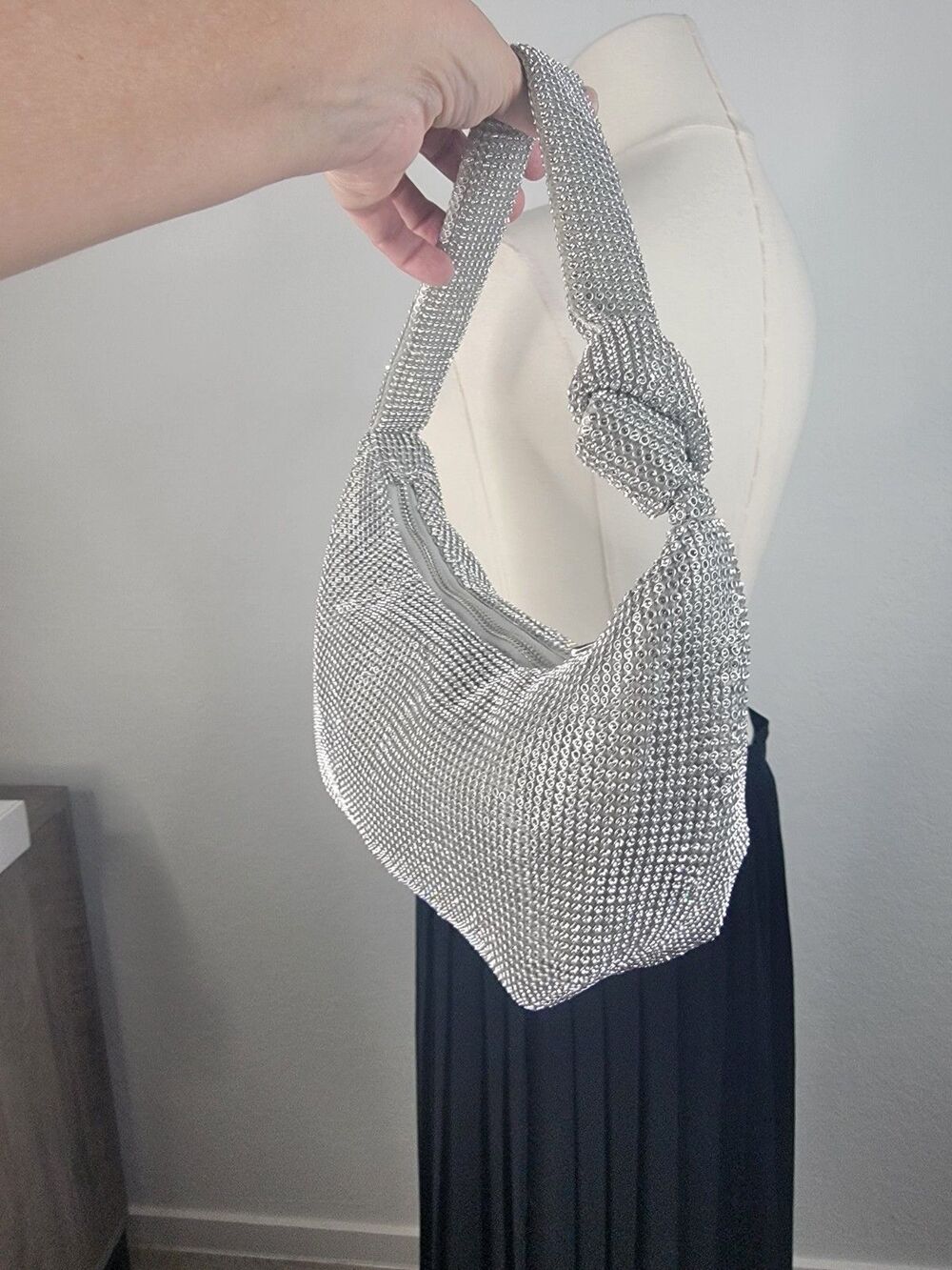 Olga Berg - Jessica Soft Crystal Mesh Croissant Bag Silver - Picture 5 of 17
